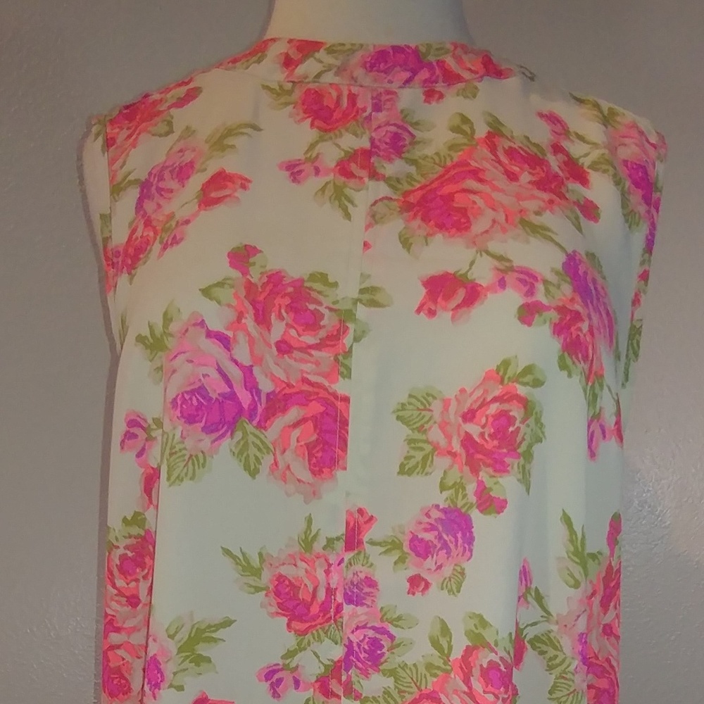 Paper Crane flowery sleeveless blouse  SZ L